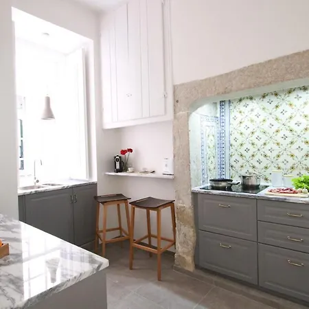 Downtown Lisbon's New Pearl: Luxury, Comfort & Location In Historic E... *