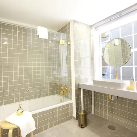 Downtown Lisbon's New Pearl: Luxury, Comfort & Location In Historic E... * Лиссабон