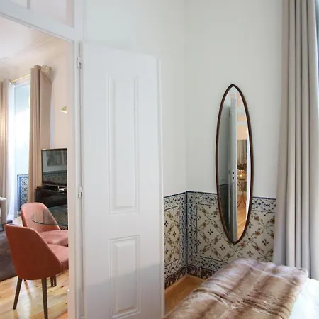 Apartman Downtown Lisbon's New Pearl: Luxury, Comfort & Location In Historic E... *
